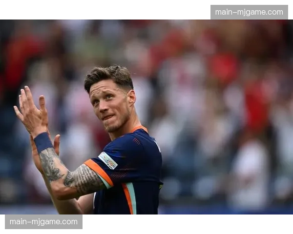 科隆扳平比分！第78分钟由替补登场的小将头球破门